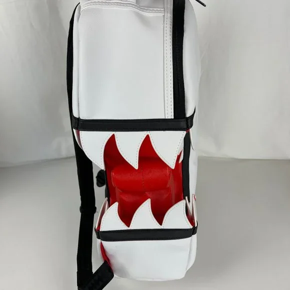 New Sprayground Scream Shark Art Piece White Backpack DLVX - Picture 4 of 11